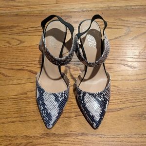 Franco Sarto snake skin print heels size 9